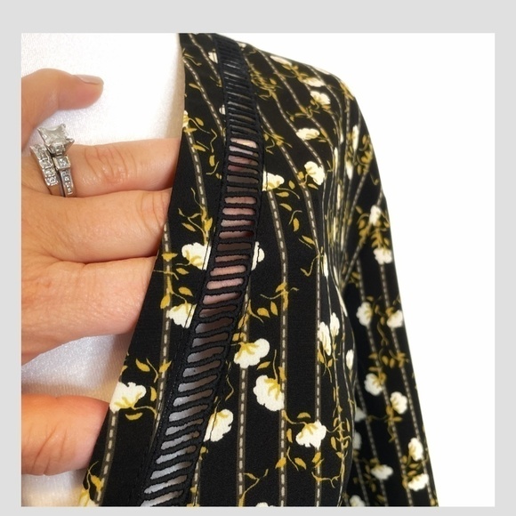 NWT Topshop Black Floral Mini Dress Long Sleeve A-Line Style Cut Out Bodice 10 - Picture 12 of 16